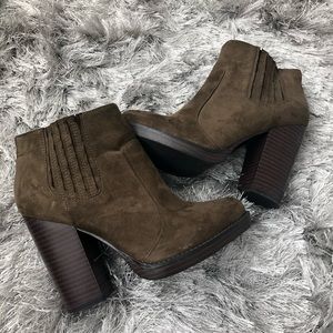 Zara Olive Green Suede Booties